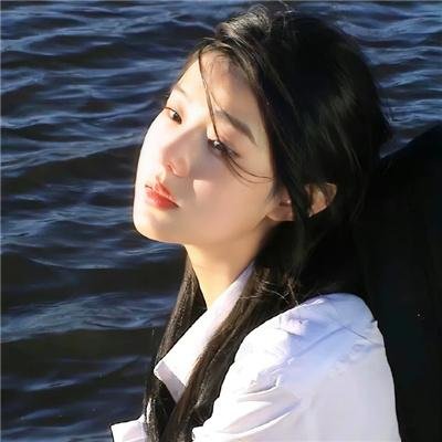 秋丰满月时